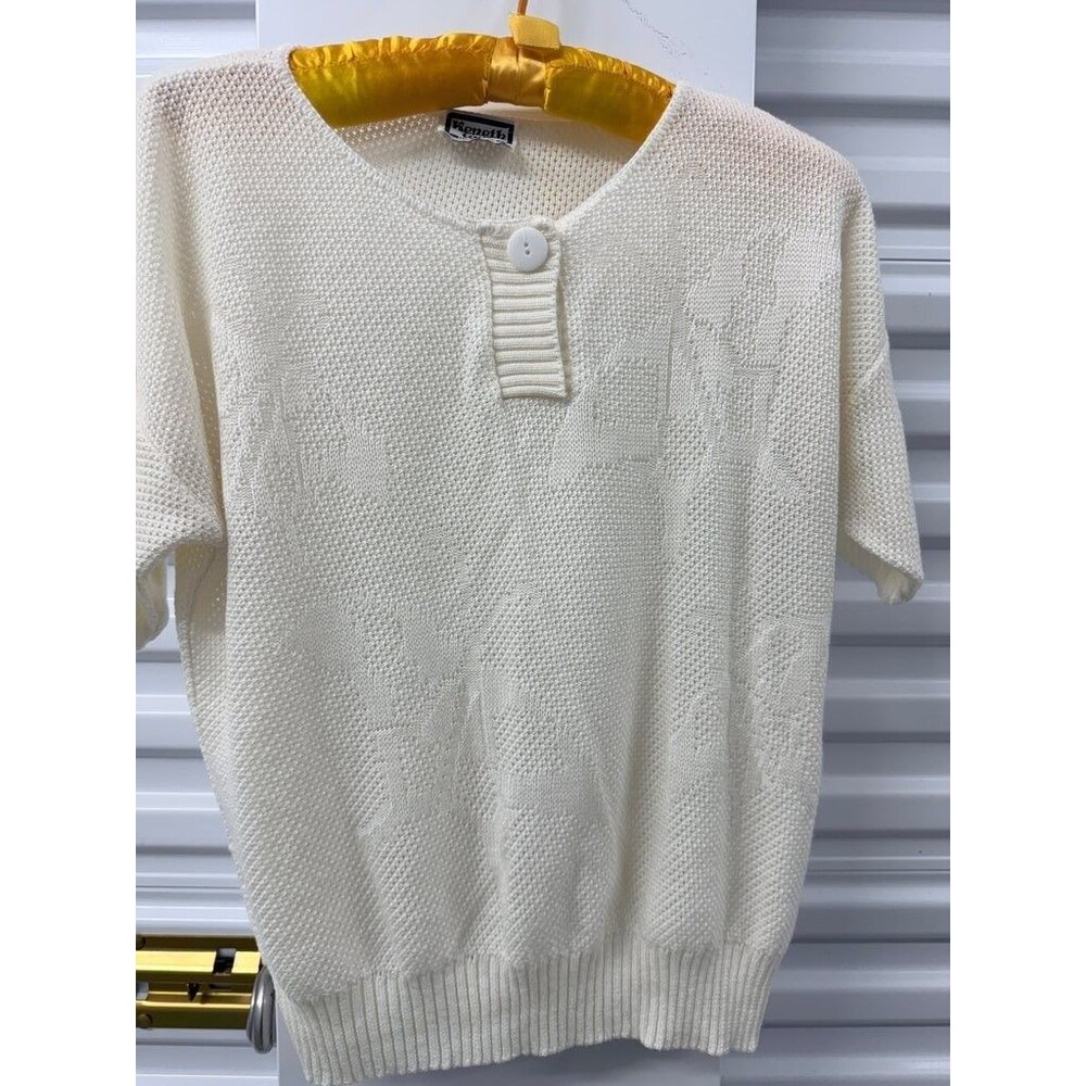 Keneth Too! Vintage Short Sleeve Knit Sweater